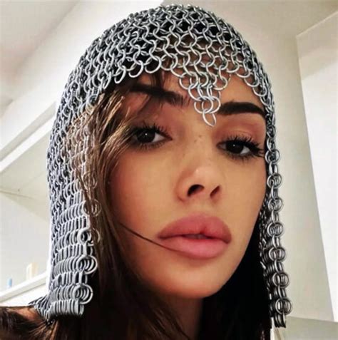 Since first being spotted with Kanye West in early January 2023, Bianca Censori appears to have wiped away all her social media channels aside from her LinkedIn account, which is full of ...